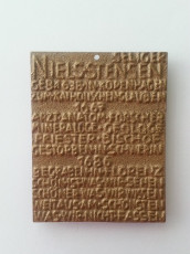 Reverse, Steensen memorial plaque