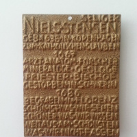 Reverse, Steensen memorial plaque