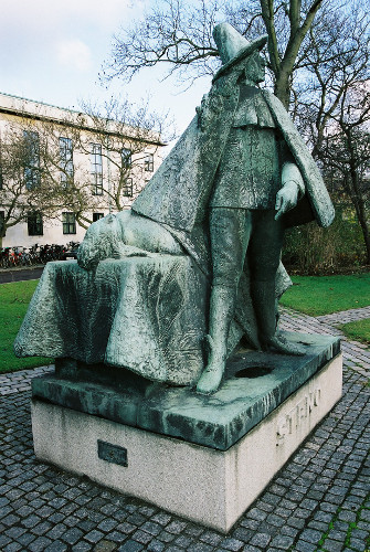 Statue by Eickhoff